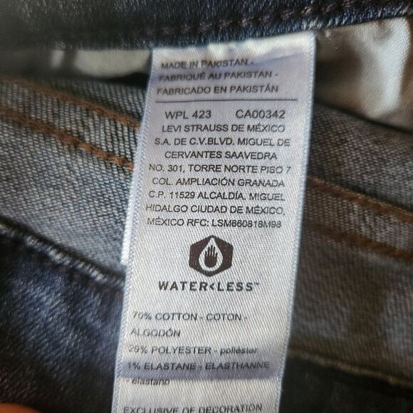 Signature Levi Strauss Women's Mid Rise Straight Sz 18 W34 L30 Jeans Whisker NEW - Picture 12 of 14